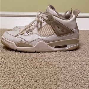 Jordan 4 Sand “Linen”